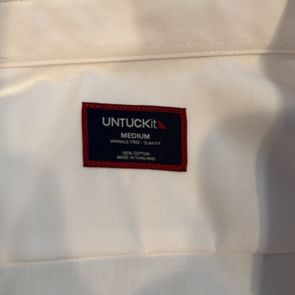 UNTUCKit Men’s White Dress Shirt